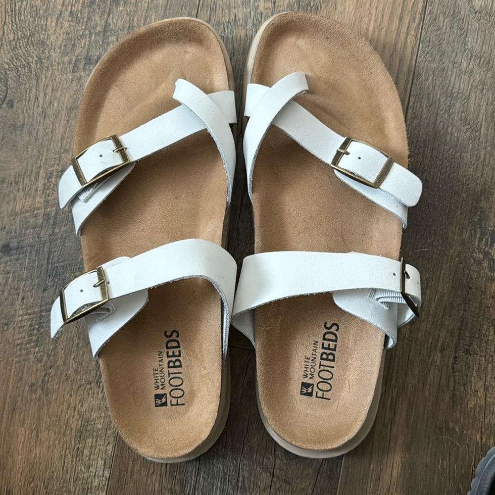 White mountain Footbeds women sandal